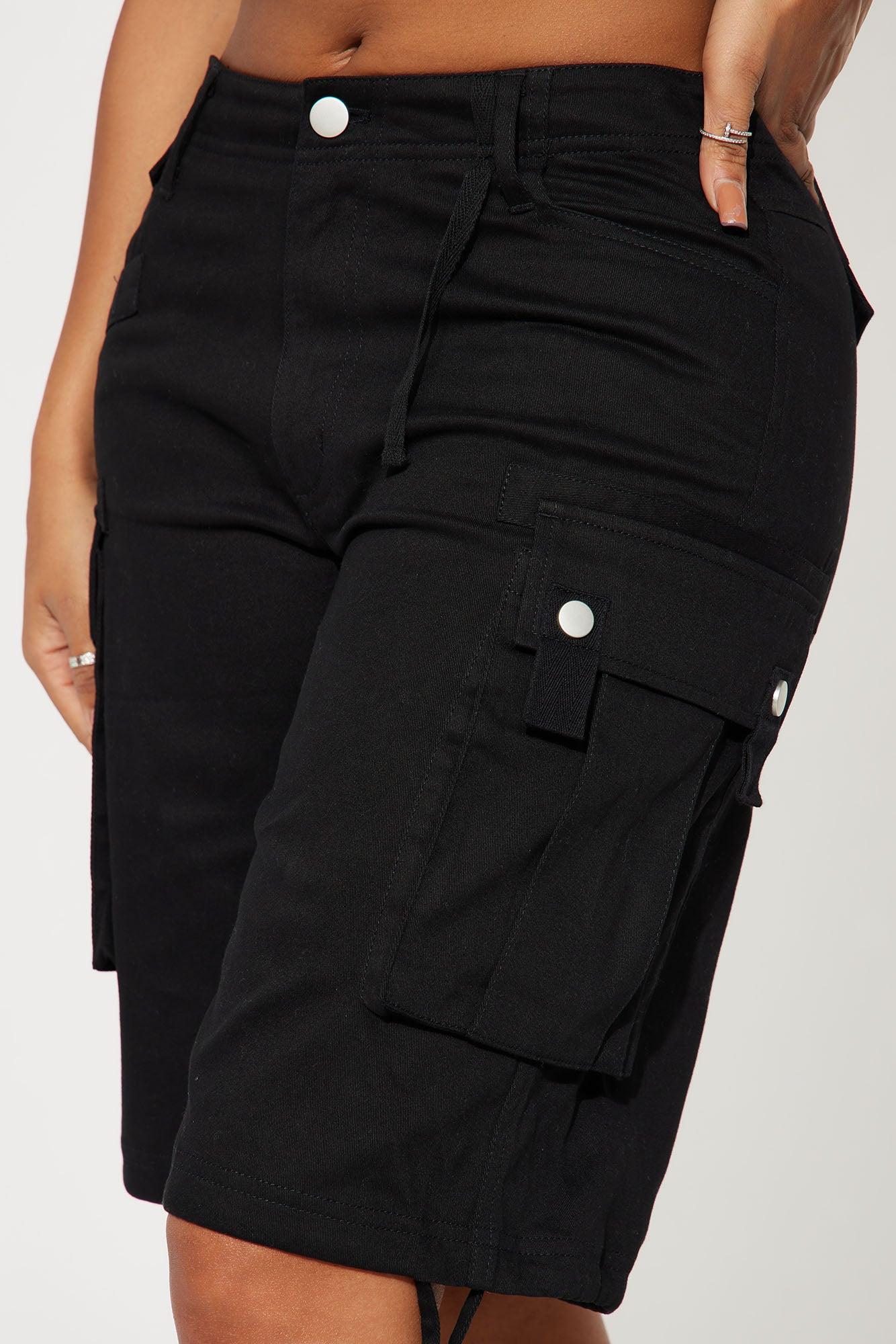 Laid Back Cargo Bermuda Short - Black Product Image