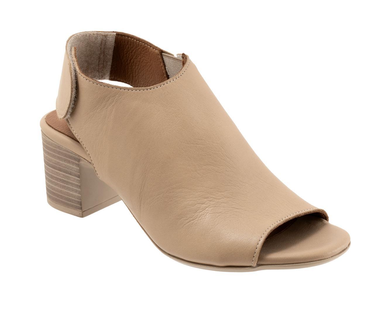 Women's Bueno Rachel Dress Sandals Product Image