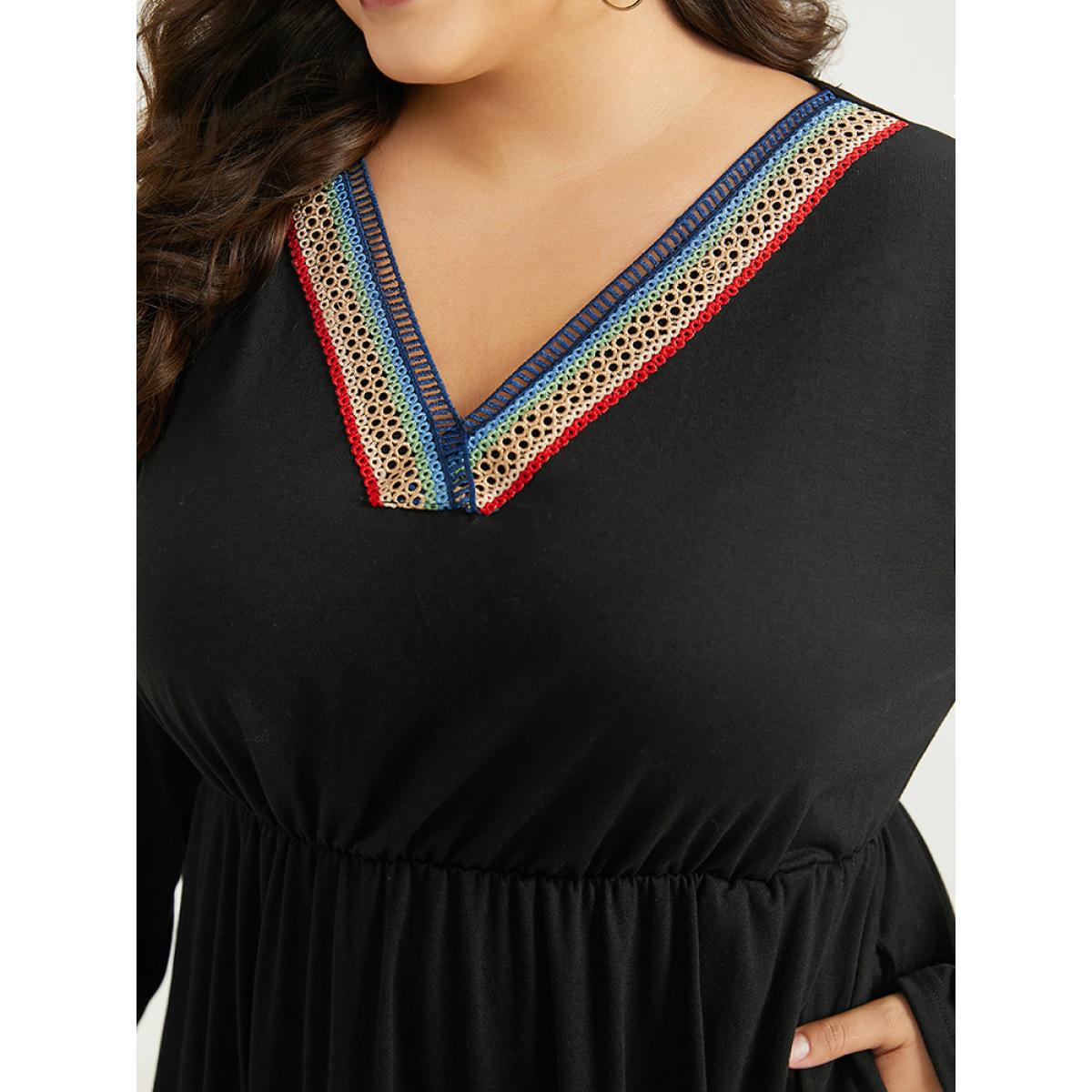 Plus Size Supersoft Essentials Contrast Webbing Pocket Dress Black Women Casual Plain V-neck Long Sleeve Curvy Midi Dress BloomChic 10/M Product Image