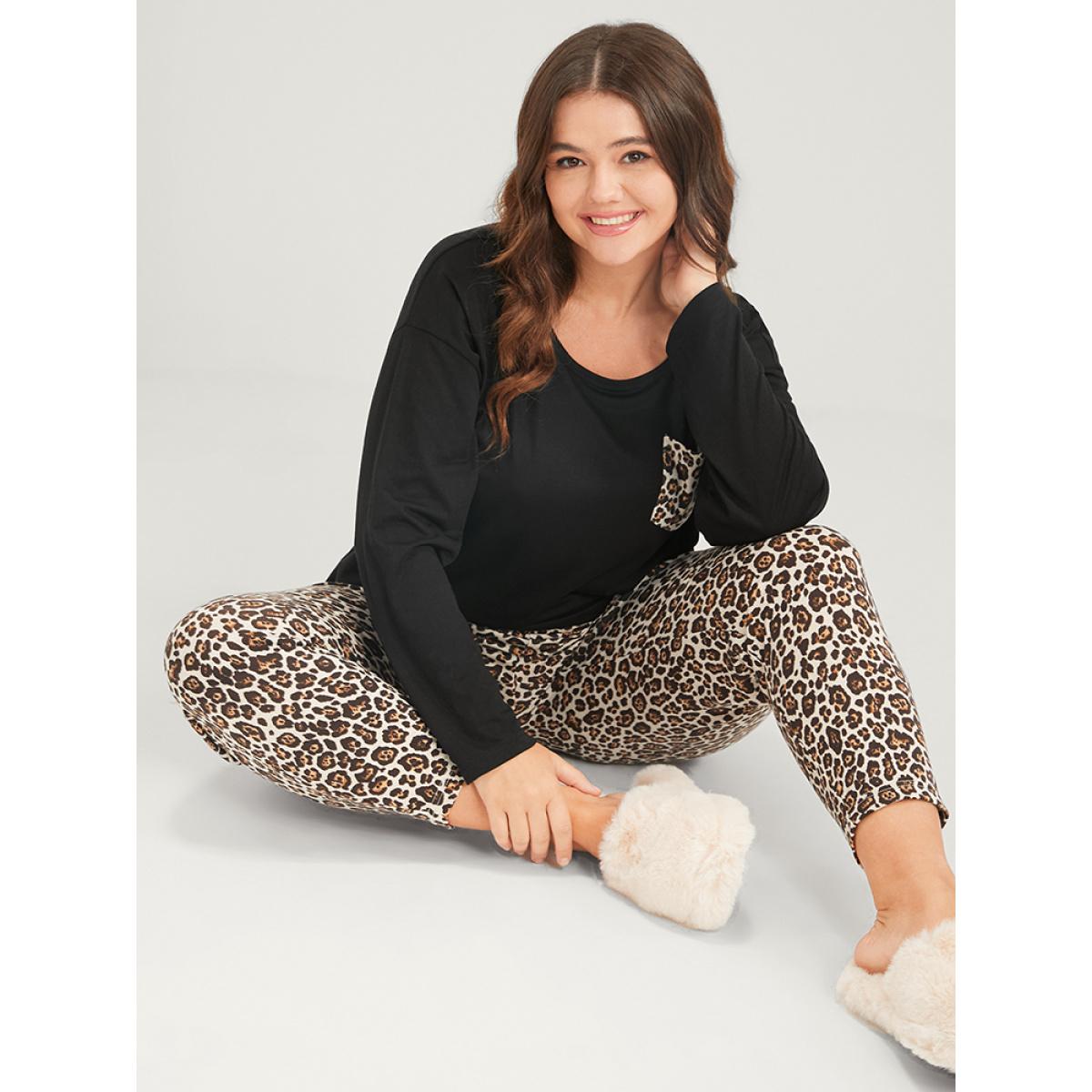 Plus Size Leopard Print Pocket Pajama Set Women Black Casual Leopard Patchwork V-neck Loungewear BloomChic 22-24/3X Product Image