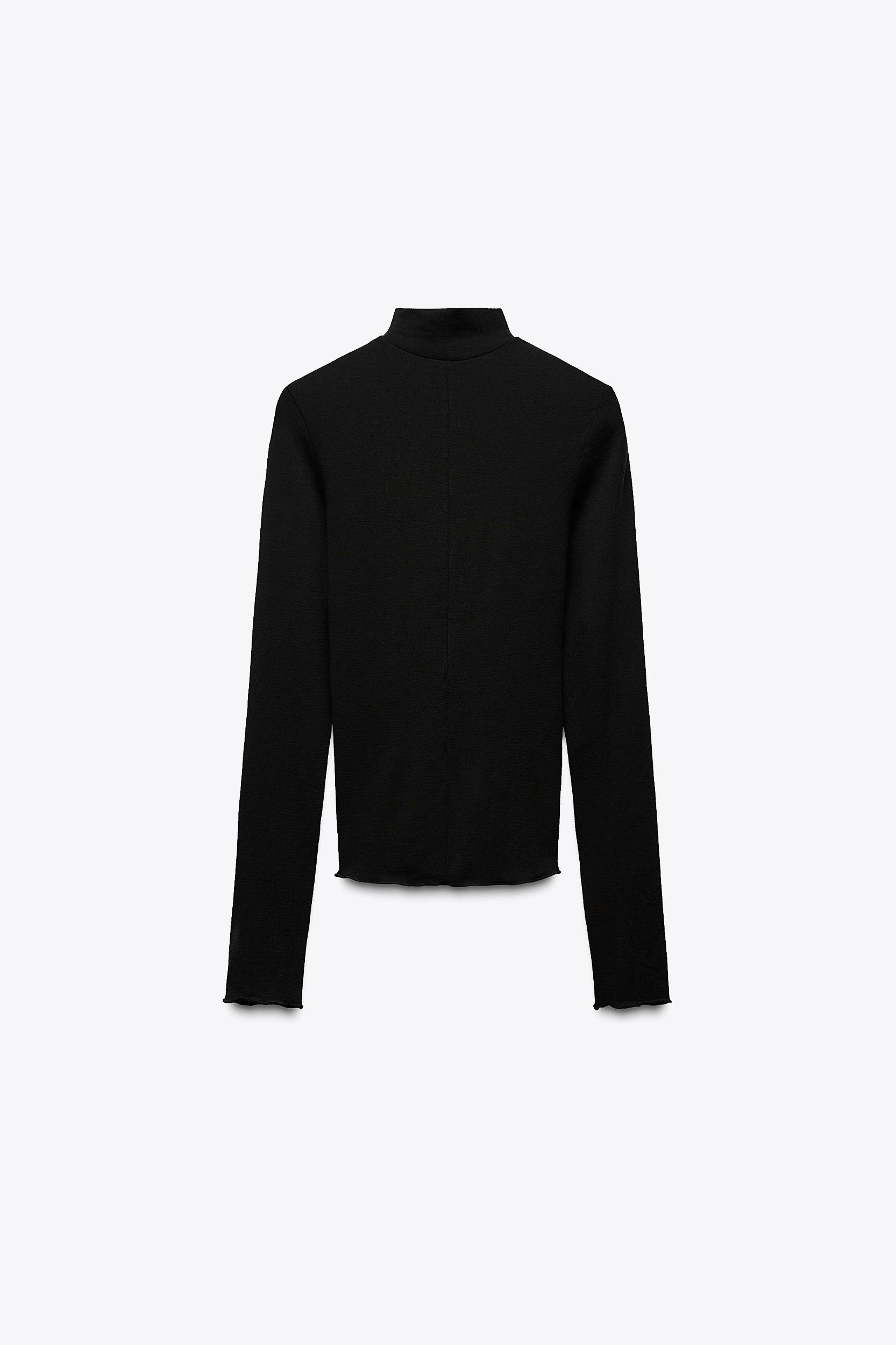 HIGH COLLAR TOP Product Image