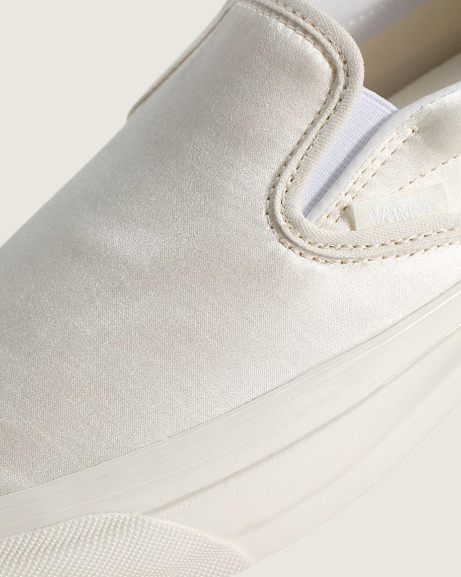 Premium Classic Slip-On Shoe in Egret White| Vans US Product Image