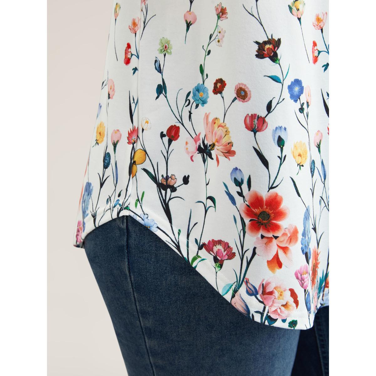 Plus Size Blooming Flowers Print Stretchy Vest Women WhiteSmoke Timeless Non V-neck Elegant Tank Tops Camis BloomChic 18-20/2X Product Image