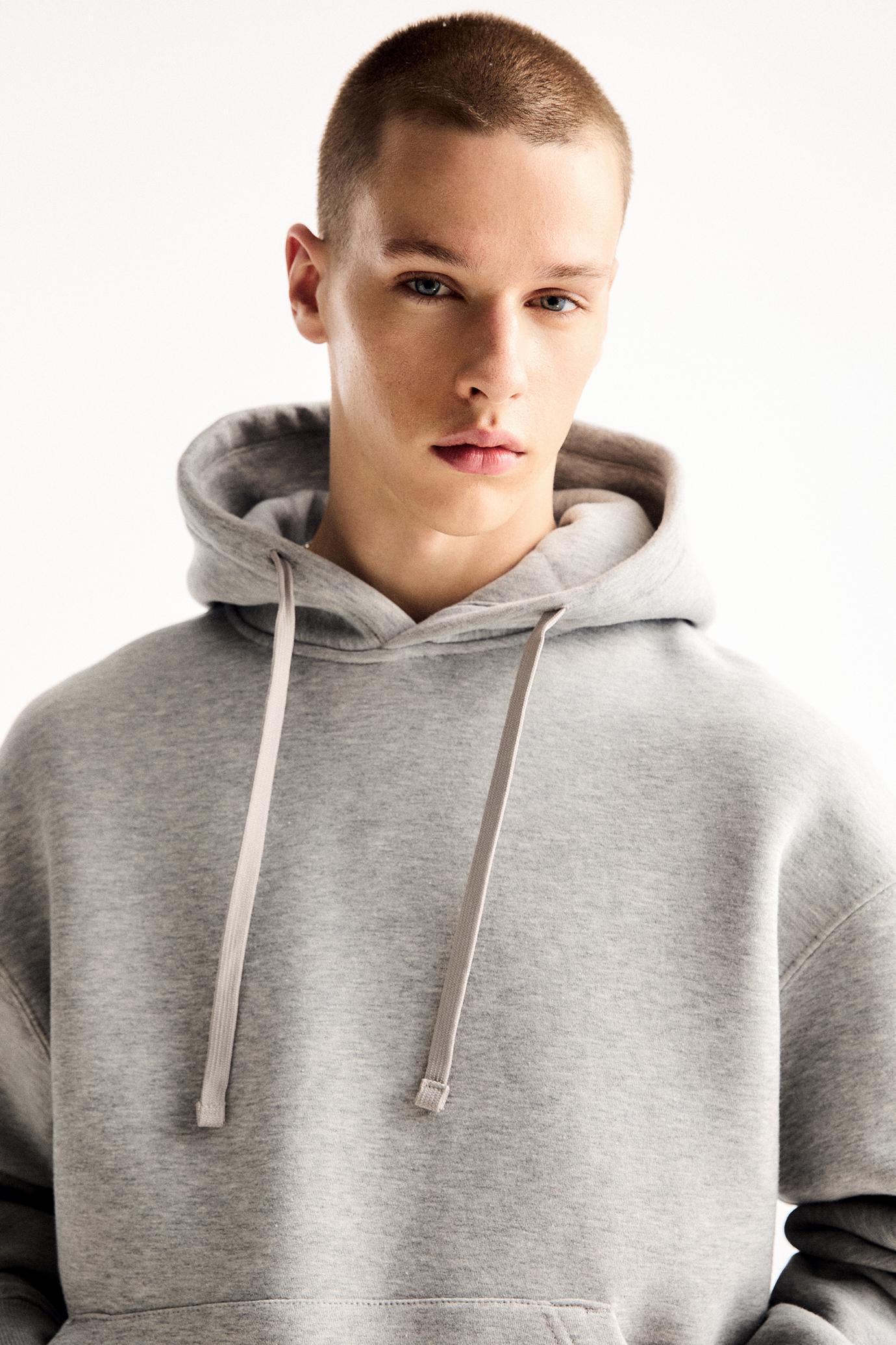 Basic hooded sweatshirt Product Image