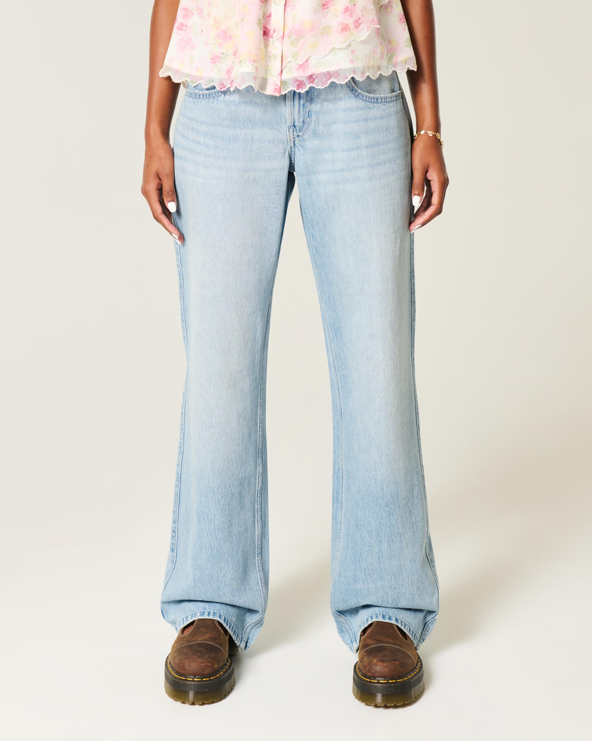 Low-Rise Light Wash Baggy Jeans Product Image