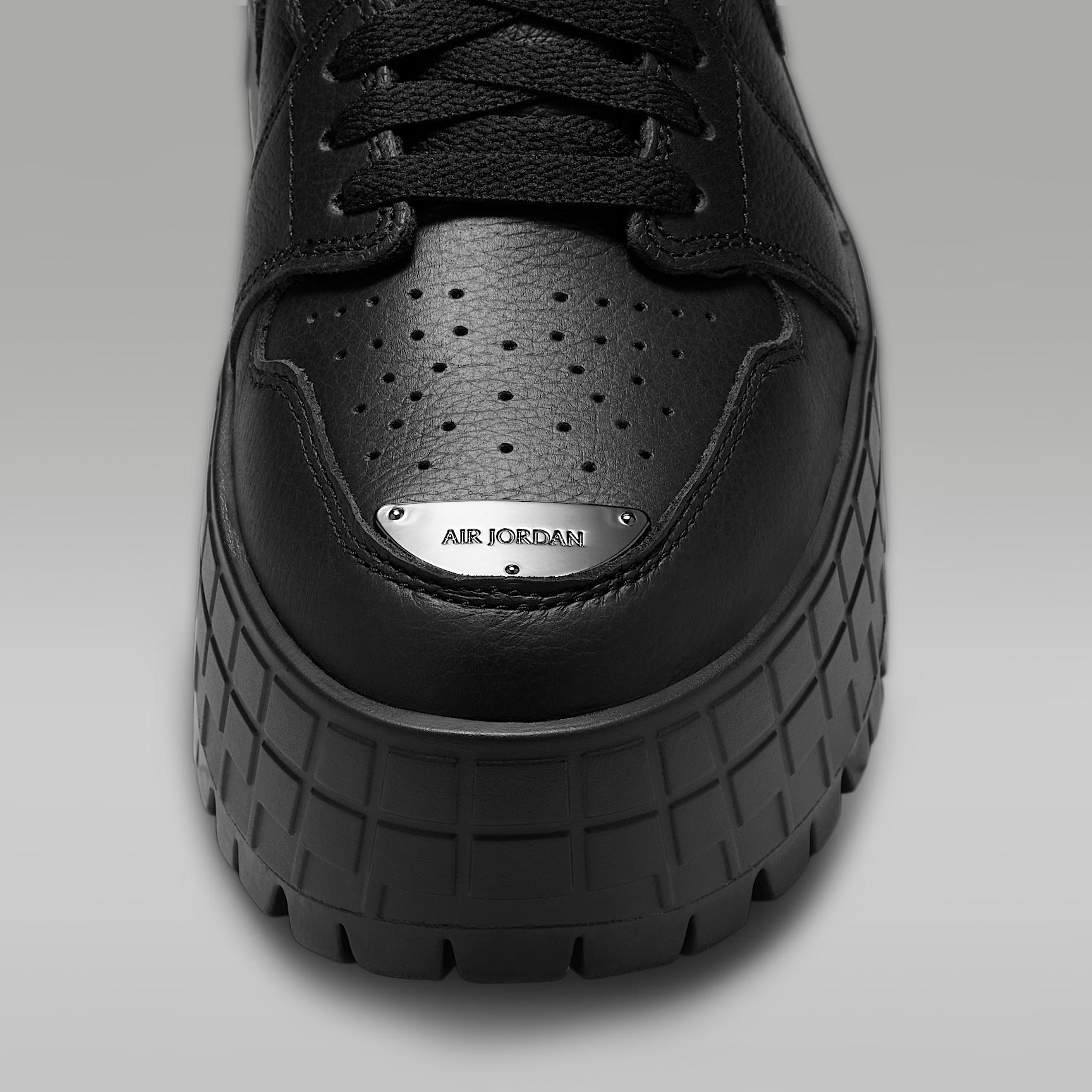 Womens Air Jordan 1 Brooklyn Low Shoes | HF3184-001 Product Image