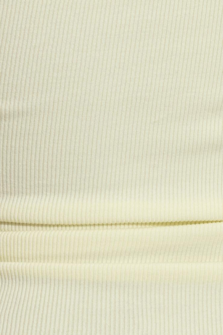 Sleek Sweetheart T-Shirt Product Image