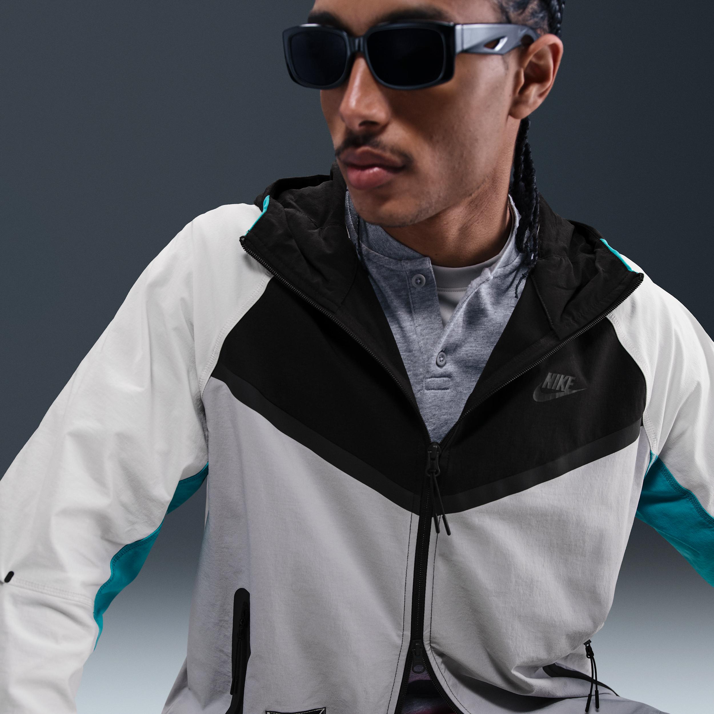 Nike Men's Tech Woven Windrunner Full-Zip Jacket Product Image