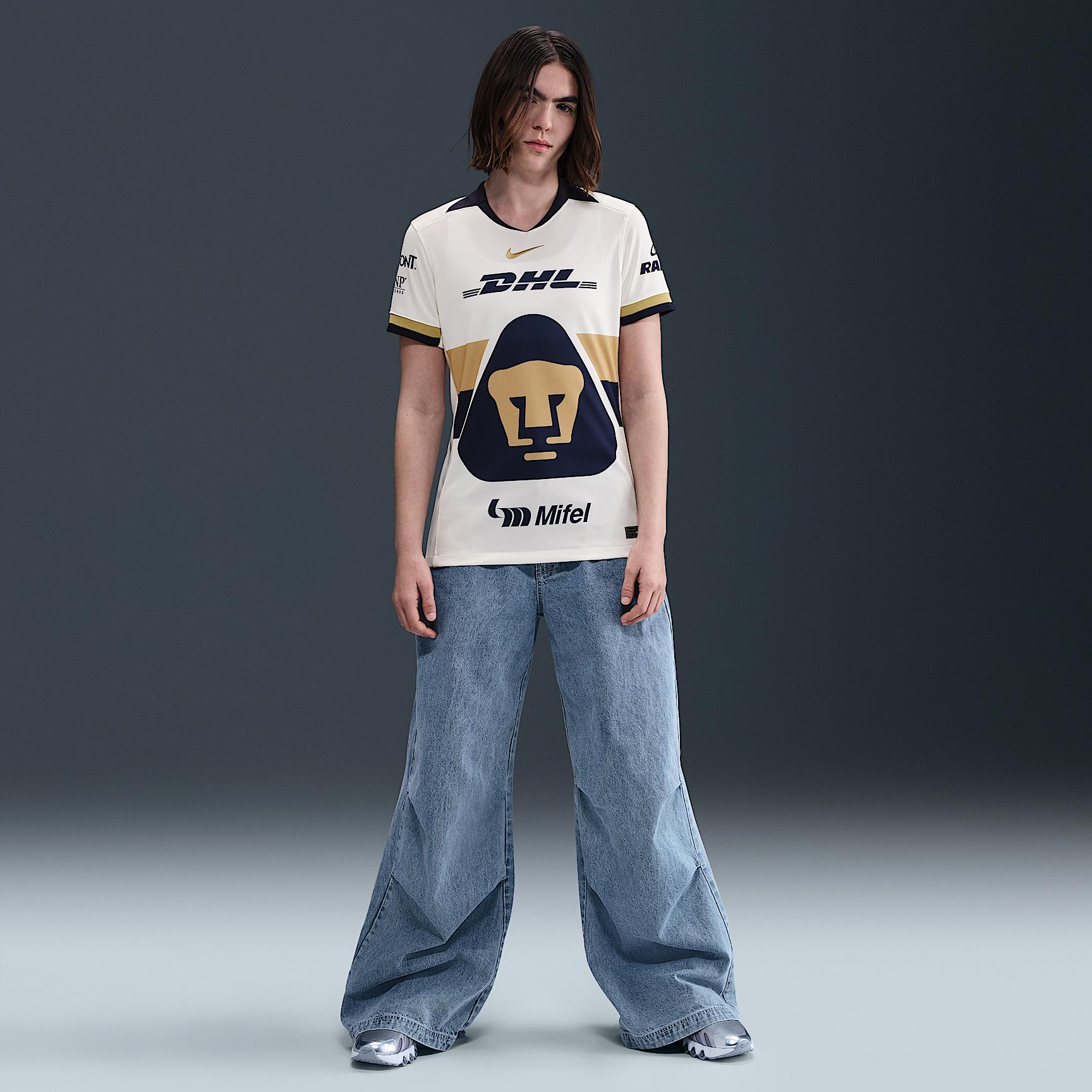 Pumas UNAM 2025/26 Stadium Home Women's Nike Dri-FIT Soccer Replica Jersey Product Image