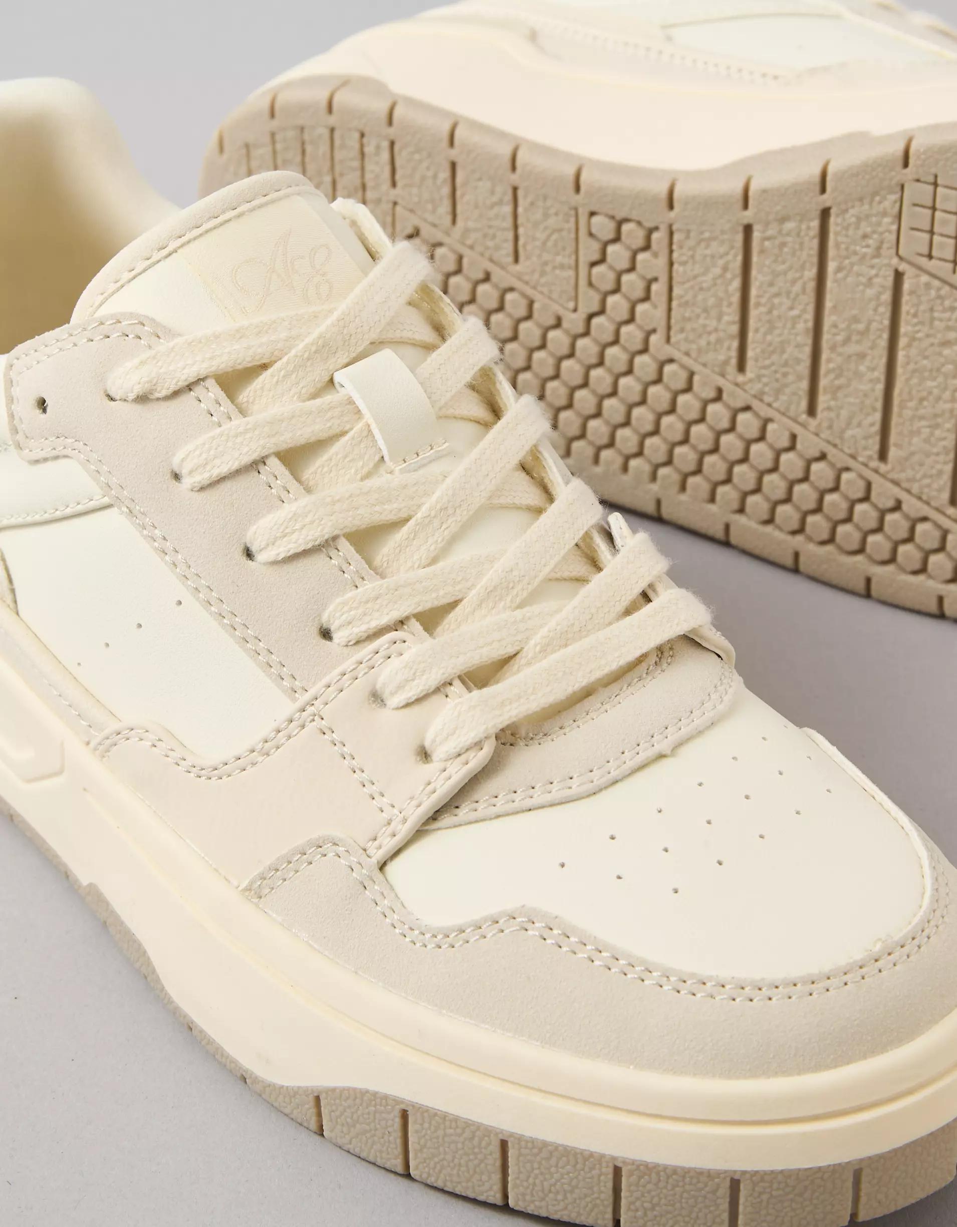 AE Varsity Retro Sneaker Product Image