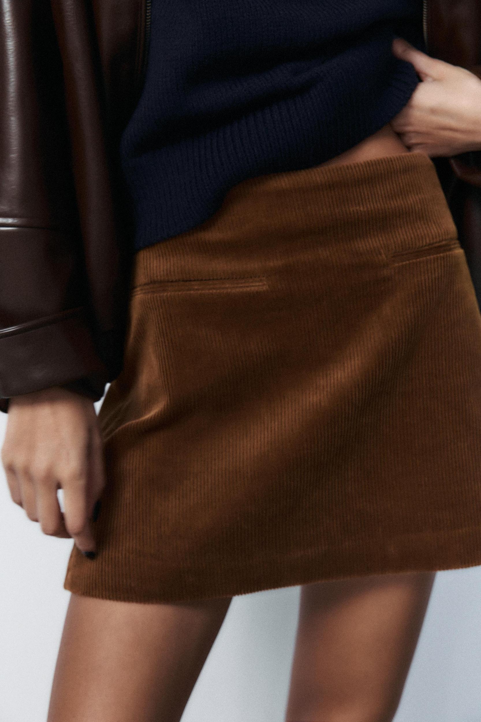 CORDUROY MINI SKIRT Product Image