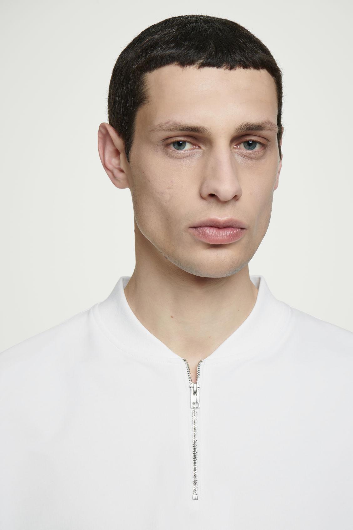 HALF-ZIP T-SHIRT Product Image