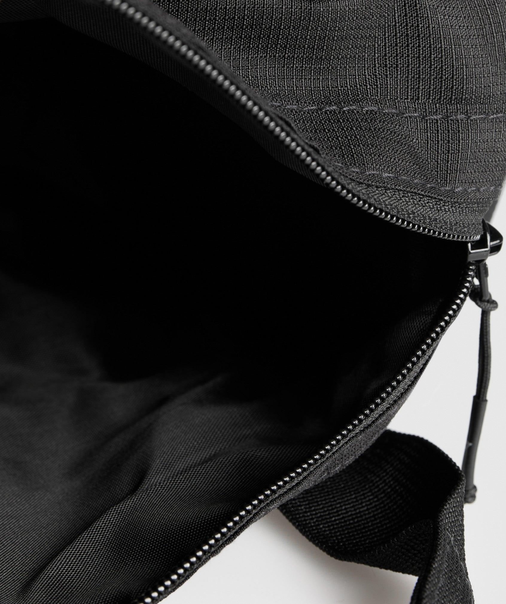 Active Holdall Mini Product Image