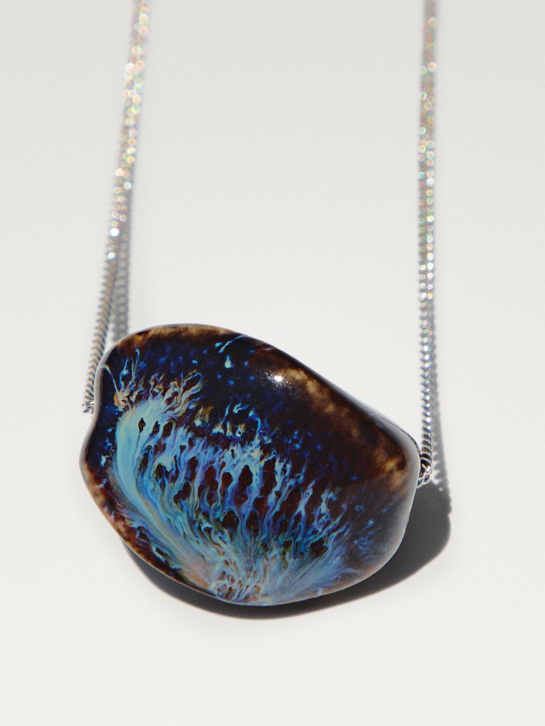 Necklace with ceramic pendant Product Image