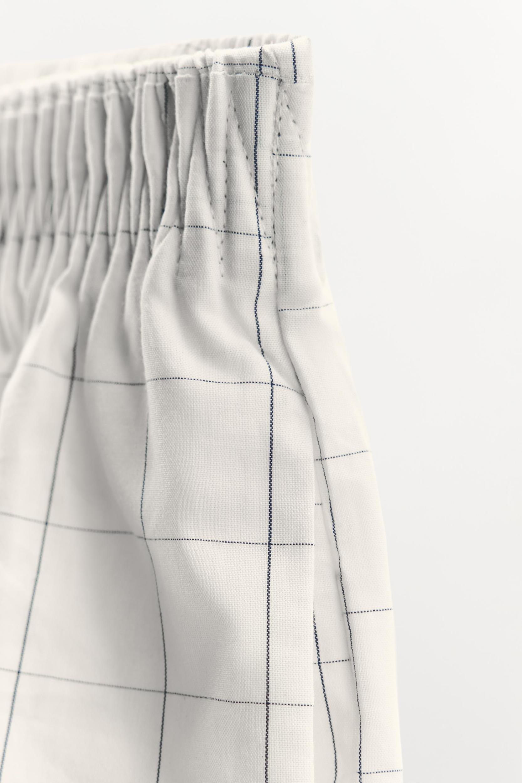 CHECKED COTTON SHORTS Product Image