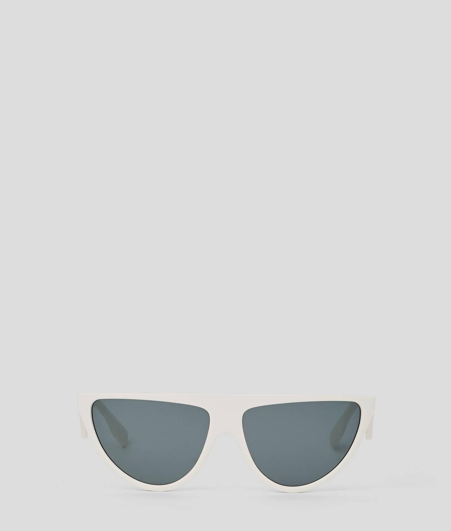 SIGNATURE SUNGLASSES Product Image