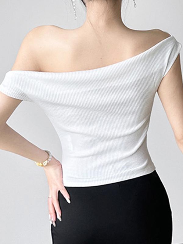 One Shoulder Print Short Sleeve Tee Product Image