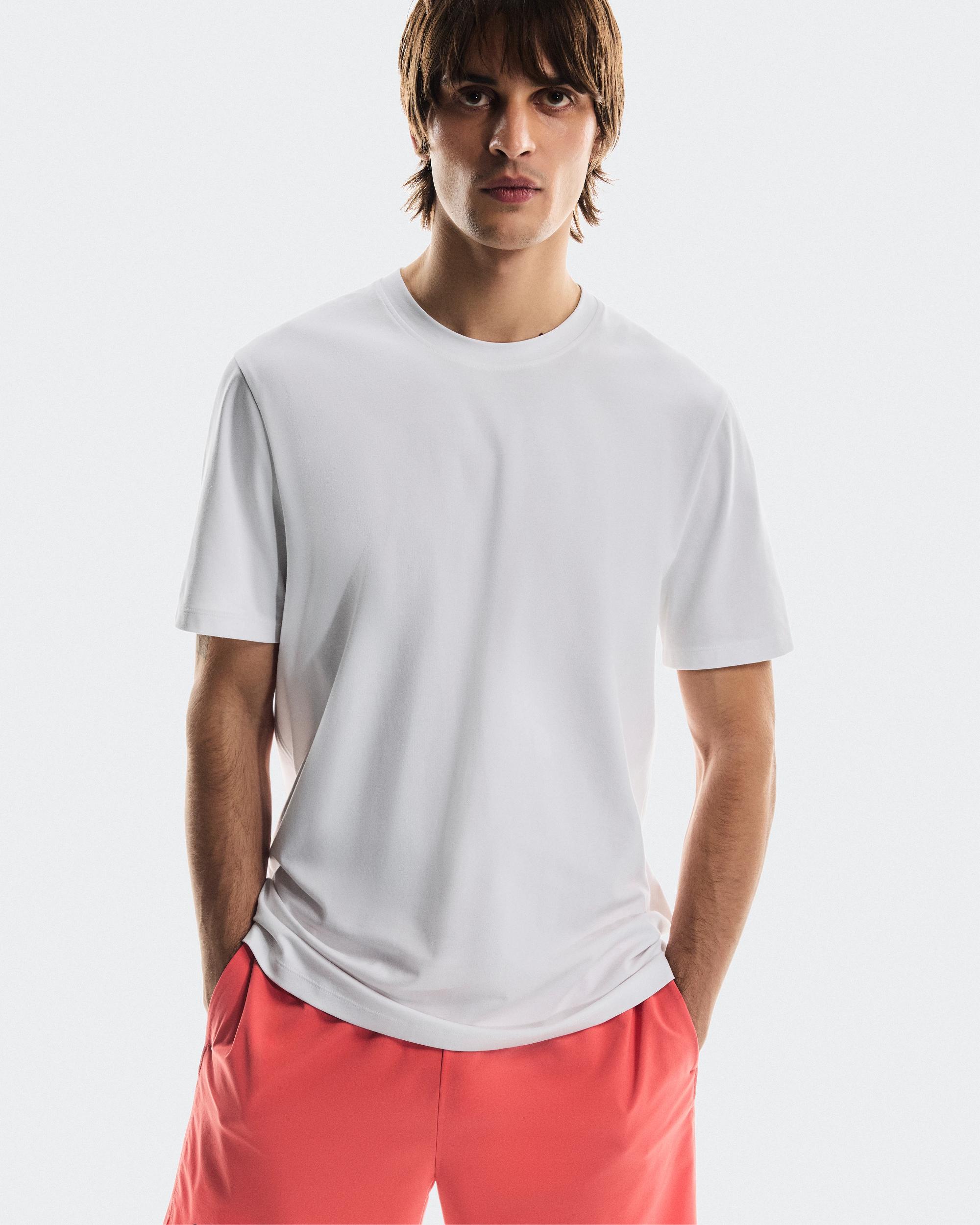 The Focus-T: Men's Versatile Workout Top Product Image