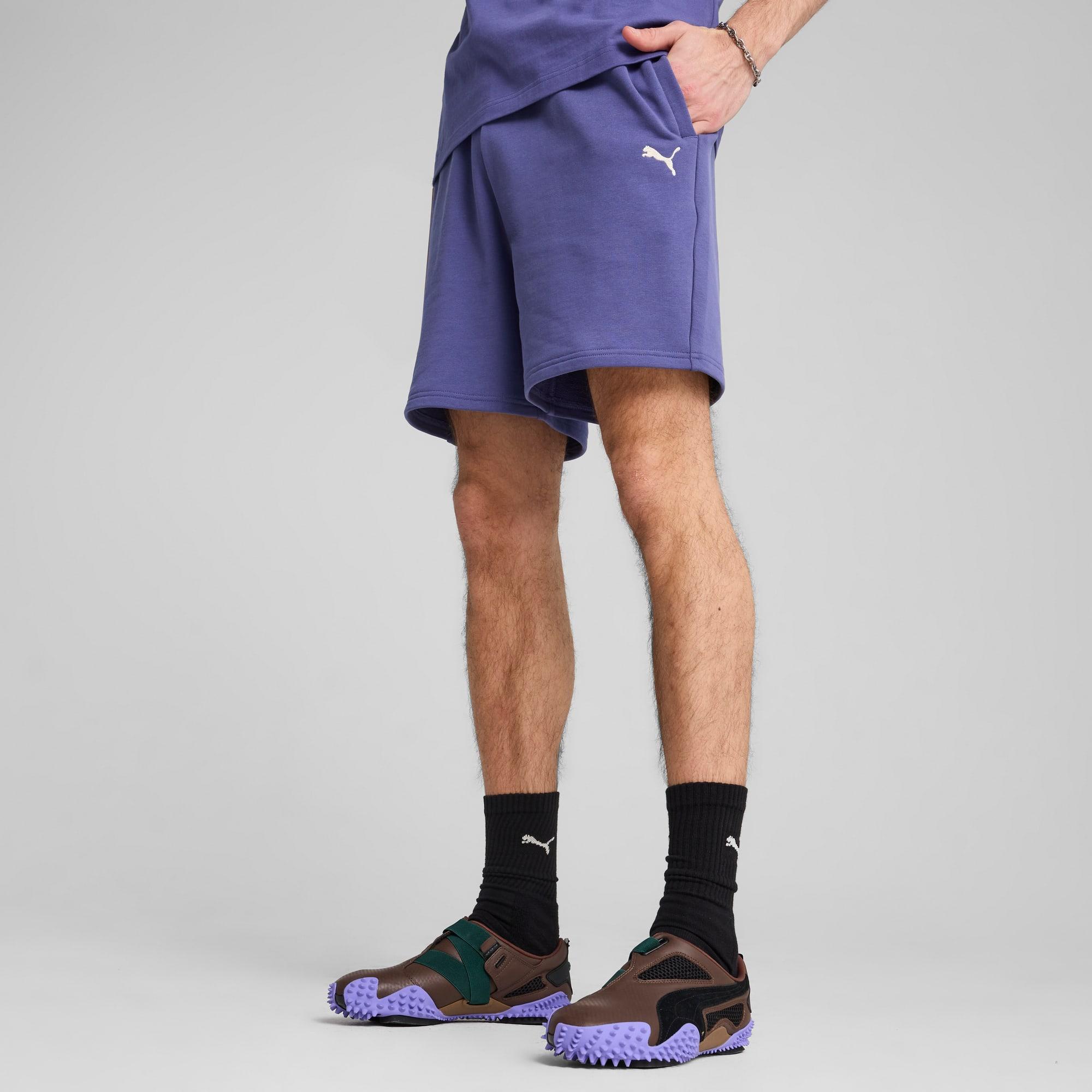 WARDROBE ESSENTIALS Men's Relaxed 7" Shorts Product Image