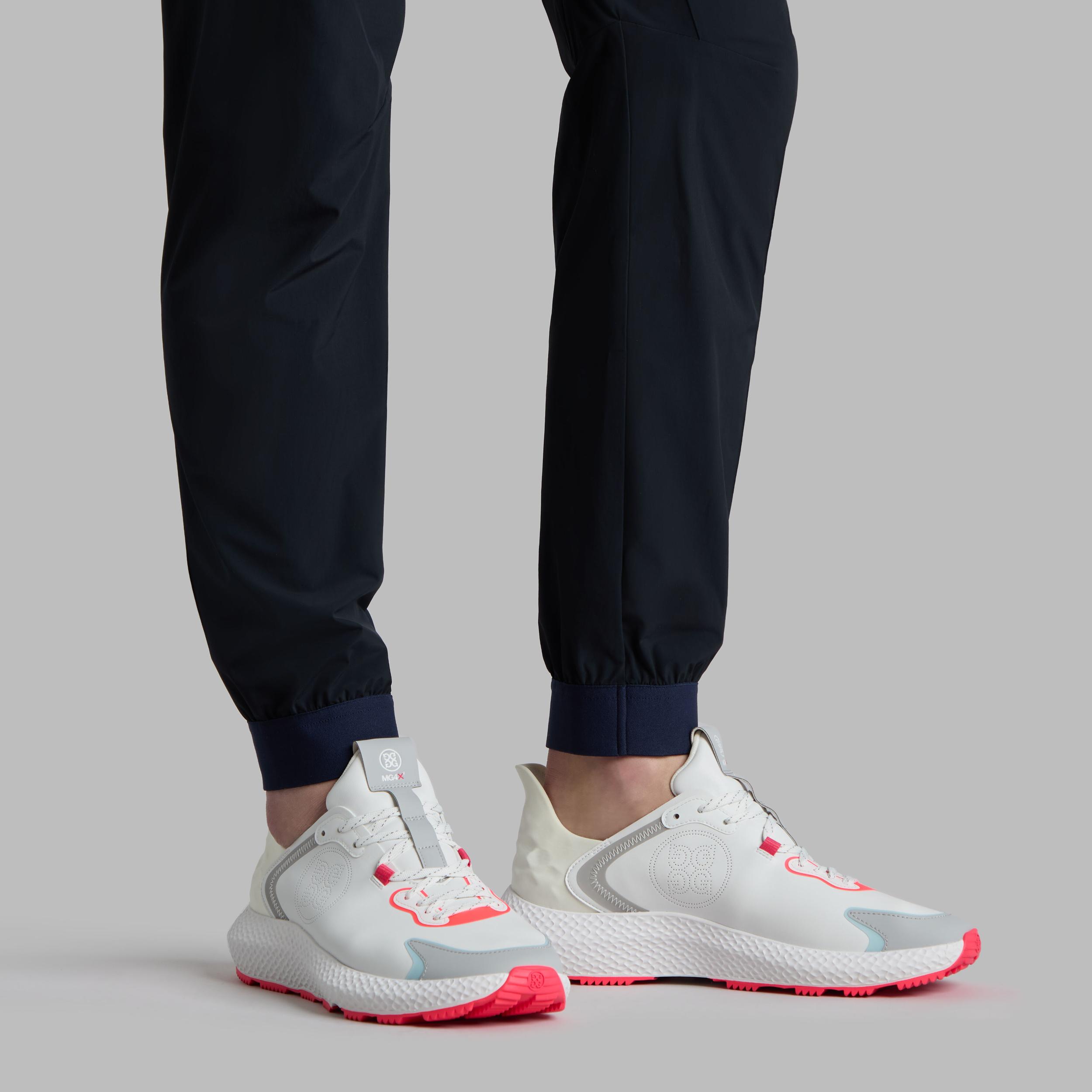 MEN'S MG4X2 PERFORATED LOGO HYBRID GOLF CROSS TRAINER Product Image