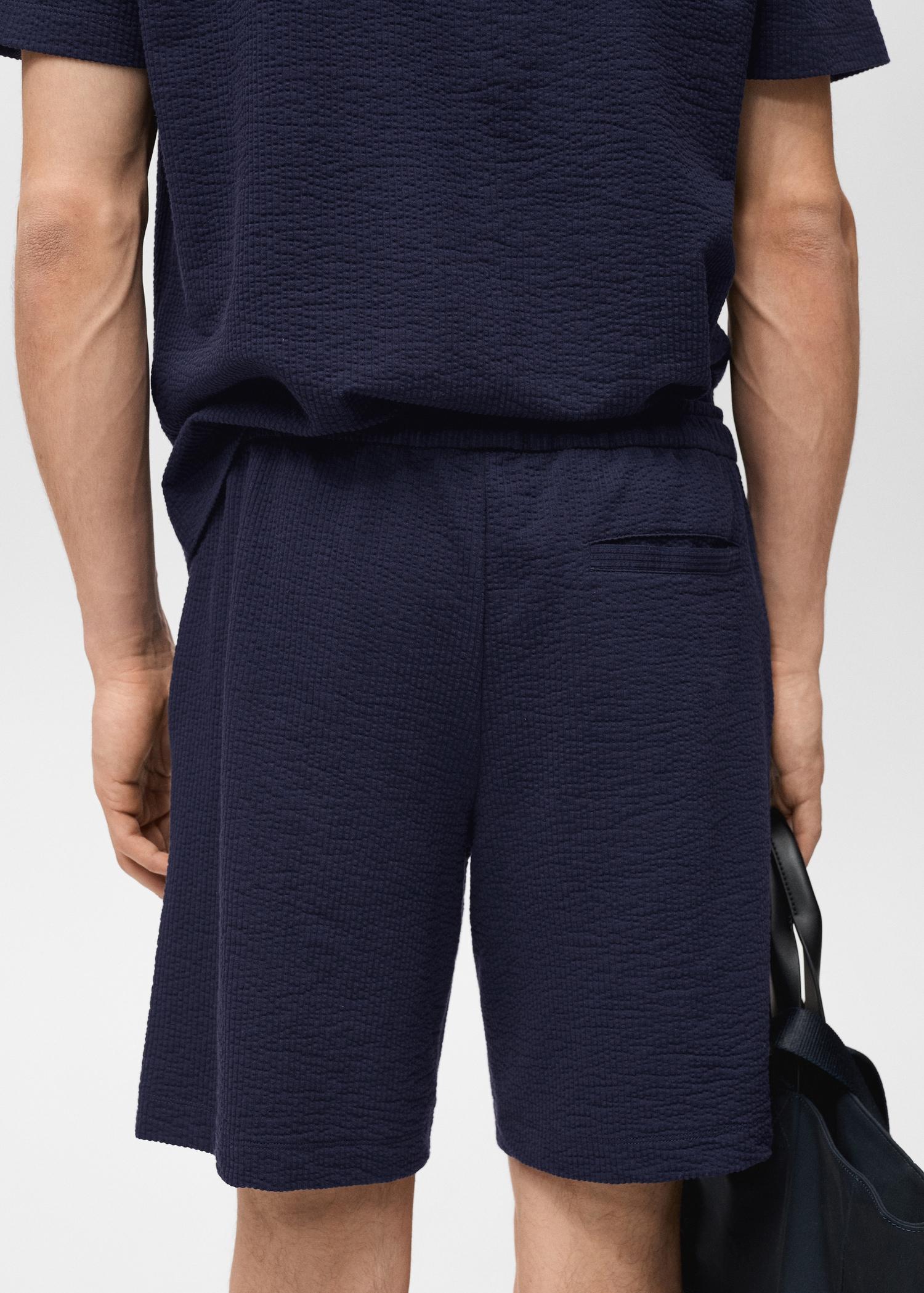 Seersucker shorts with drawstring - Men | MANGO USA Product Image