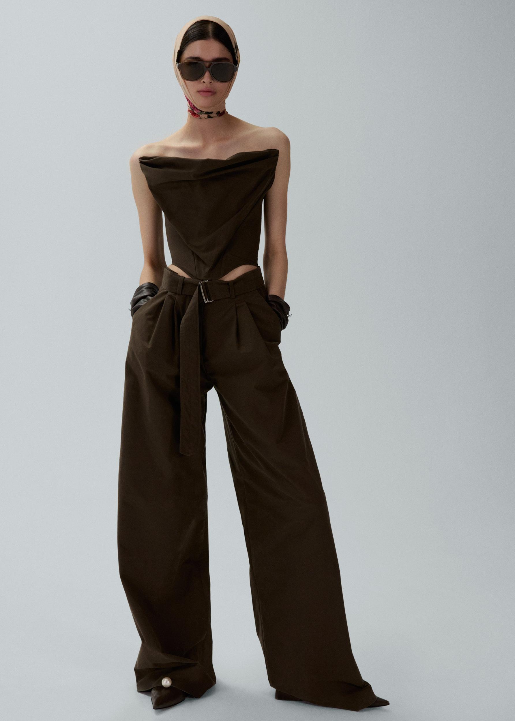 Draped strapless corset in brown Product Image