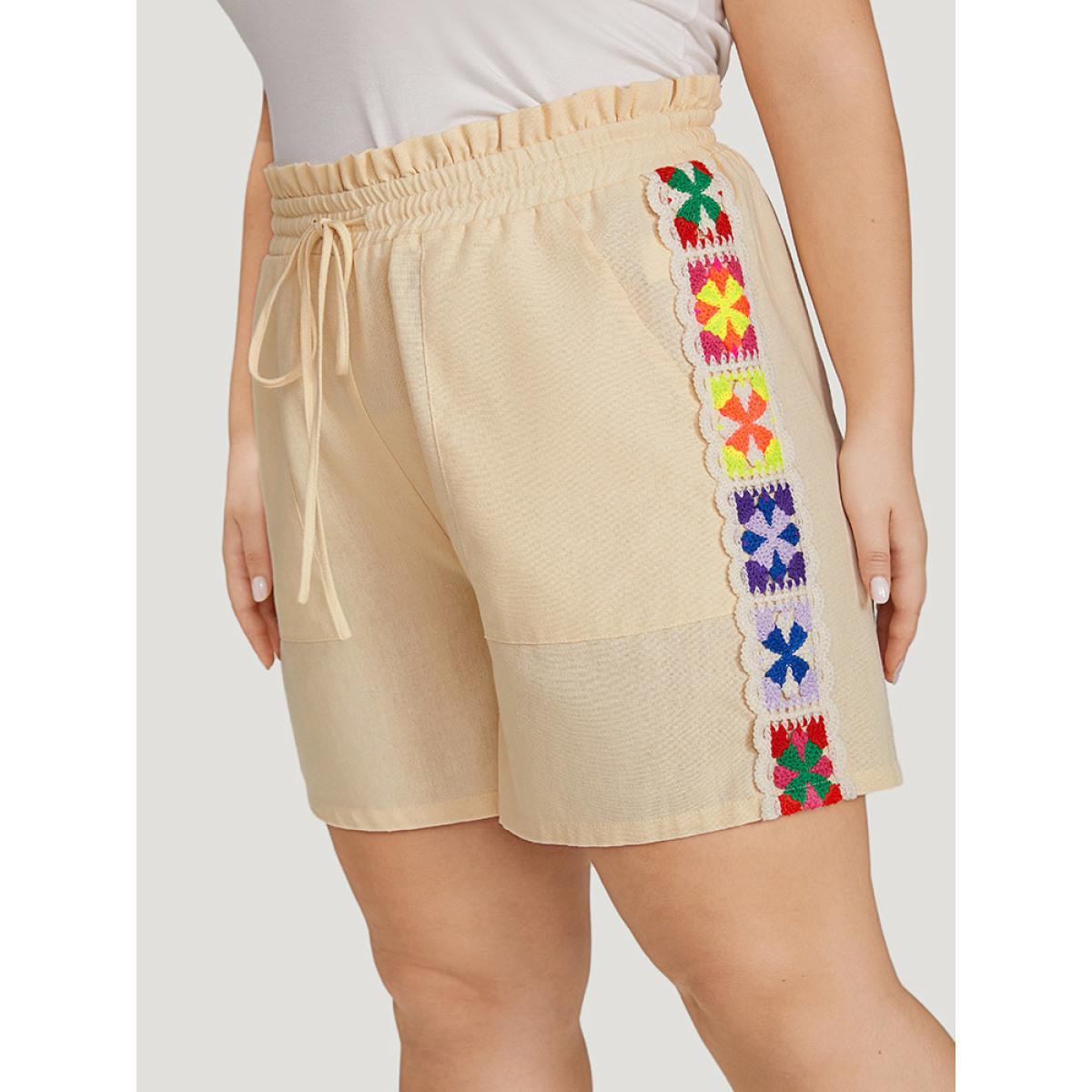 Plus Size Bandana Patchwork Pocket Ties Paperbag Waist Shorts Women Ivory Vacation Cross straps Dailywear Shorts BloomChic 22-24/3X Product Image