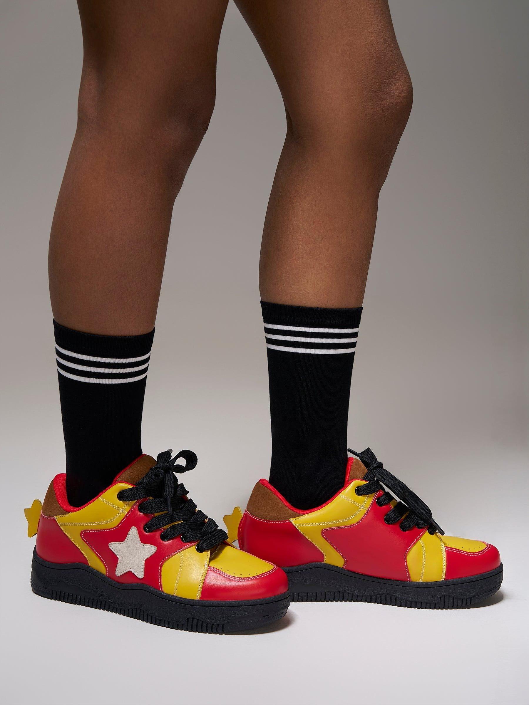 Triple Star Color Blocking Skate Shoes Product Image