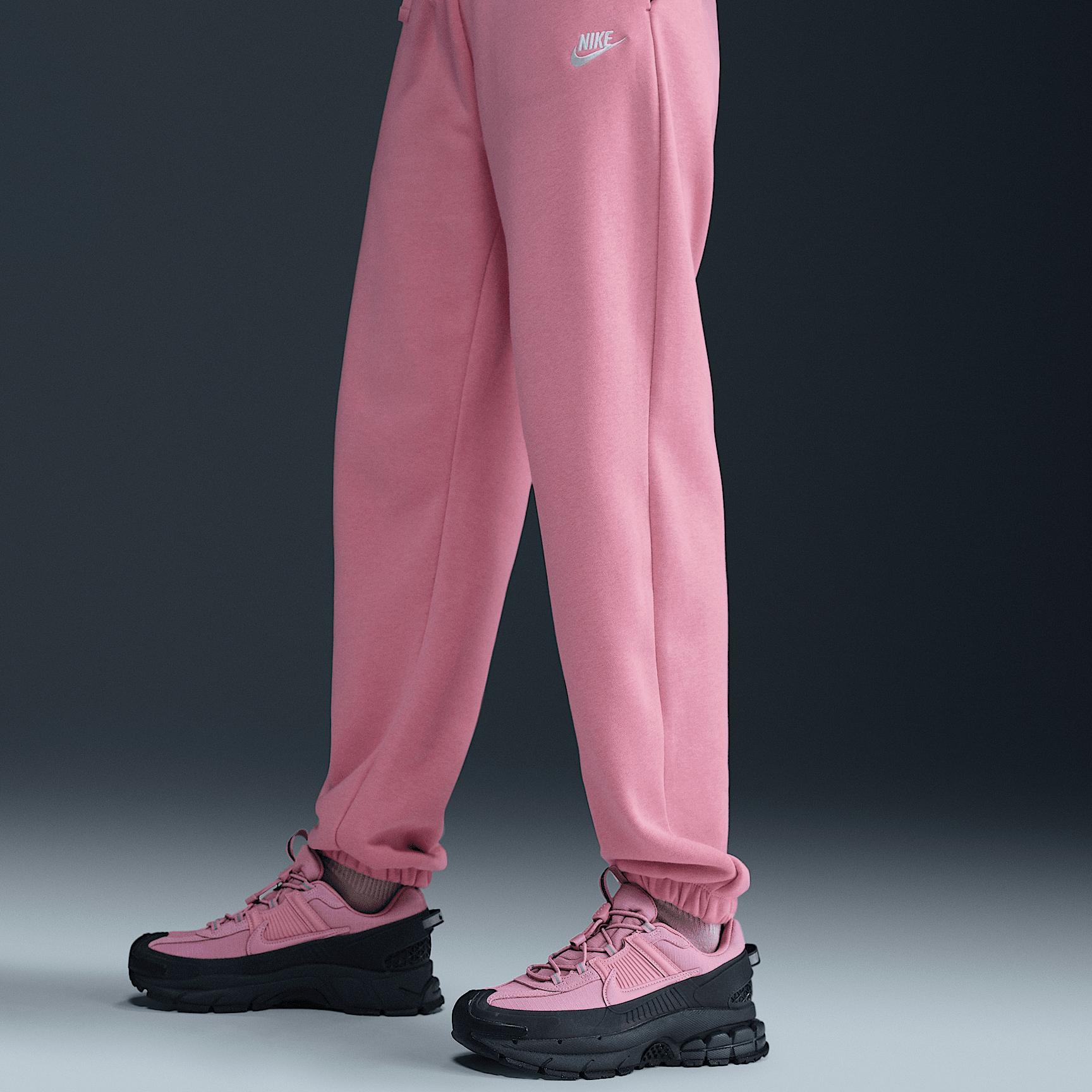 Womens Nike Sportswear Club Fleece Mid-Rise Oversized Sweatpants Product Image