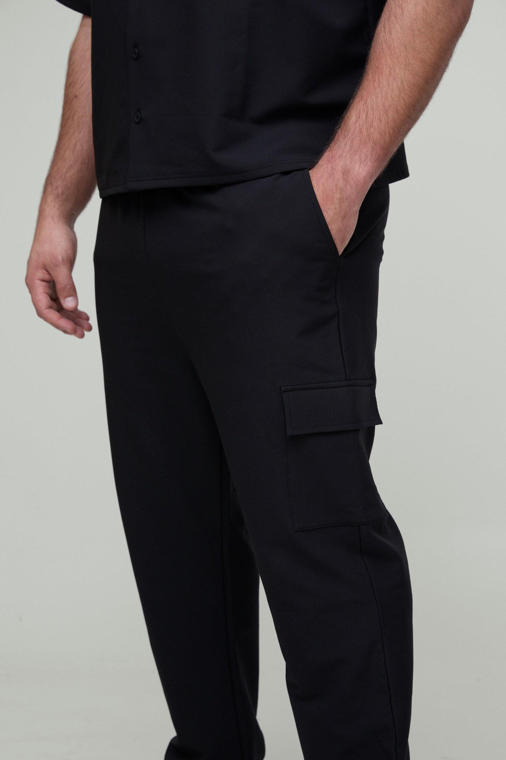 Plus Elasticated Waist Technical Stretch Skinny Cargo Trousers | boohooMAN USA Product Image