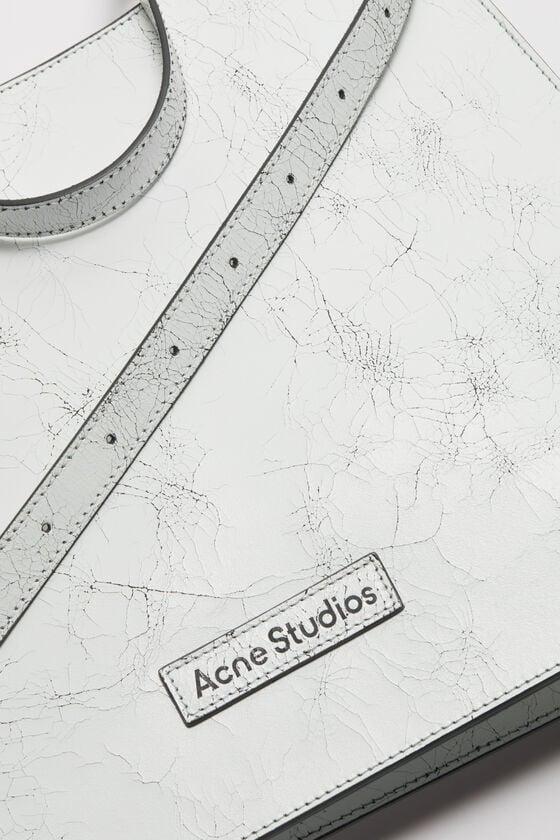 Platt shoulder bag Product Image