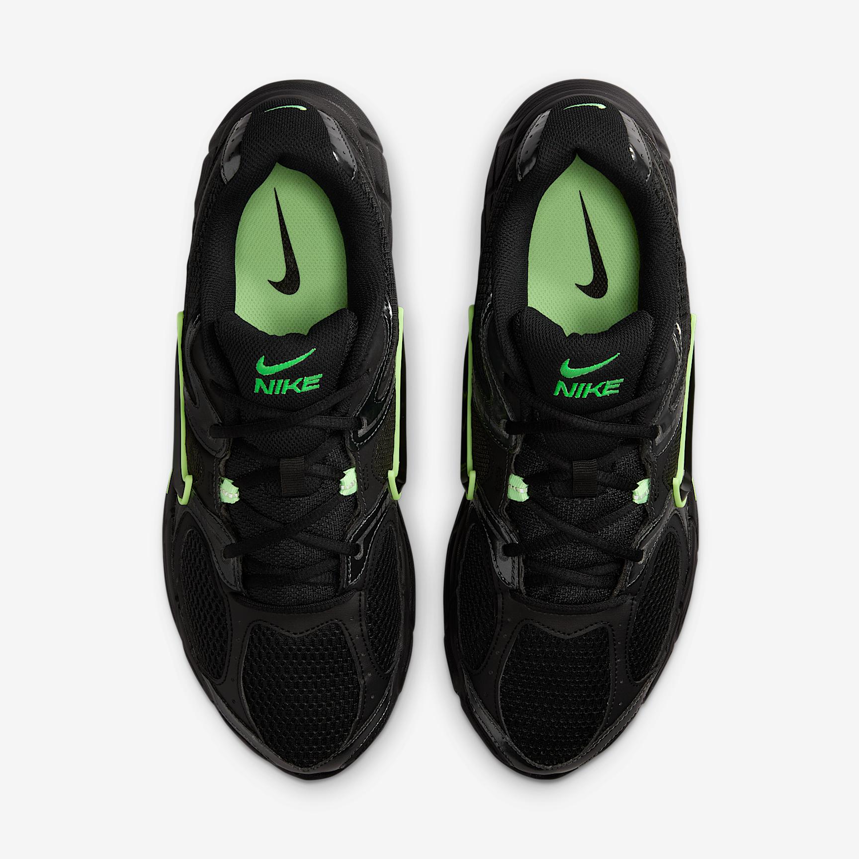 Nike Men's V5 RNR Shoes Product Image