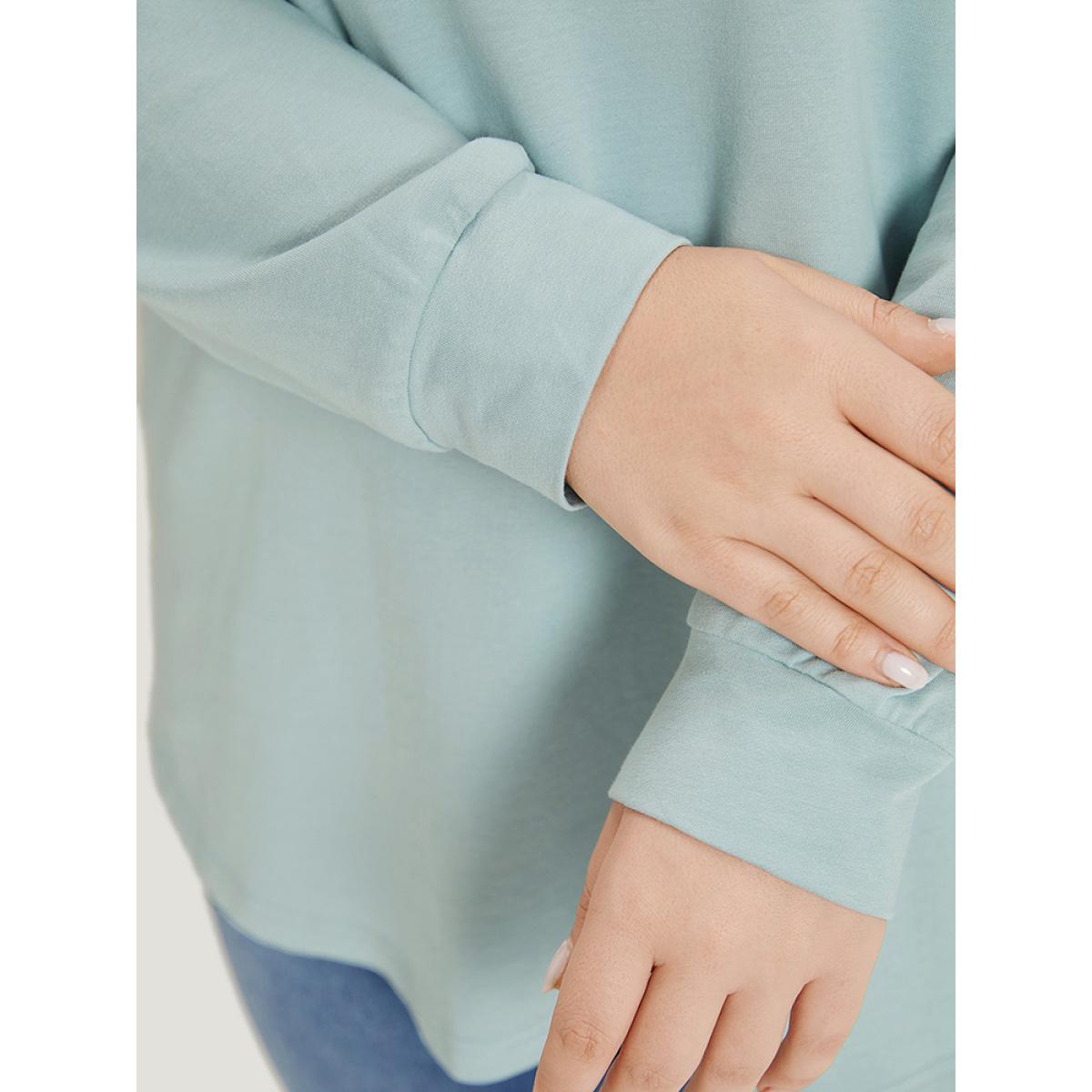 Plus Size Plain Heart Embroidered Crew Neck Sweatshirt Women Green Elegant Elastic cuffs Round Neck Dailywear Sweatshirts BloomChic 10/M Product Image