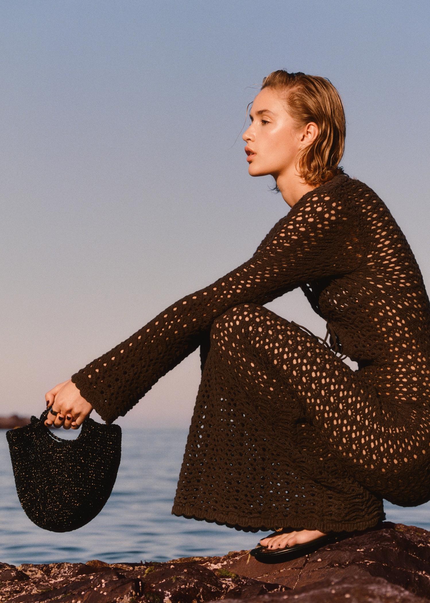 Crochet dress with bow - Women | MANGO USA Product Image