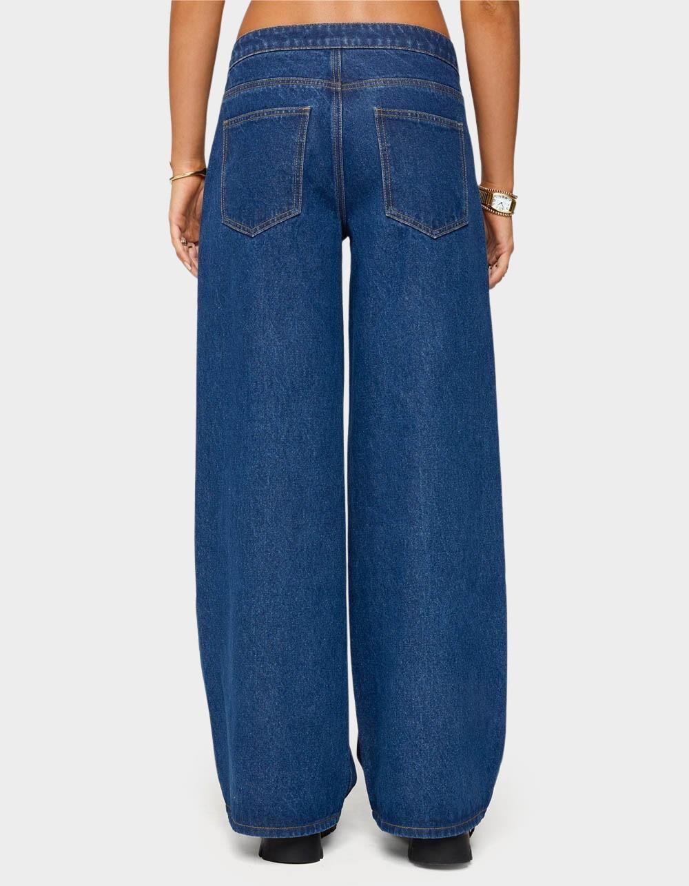 EDIKTED Edie Belt Detail Low Rise Jeans - BLUE Product Image