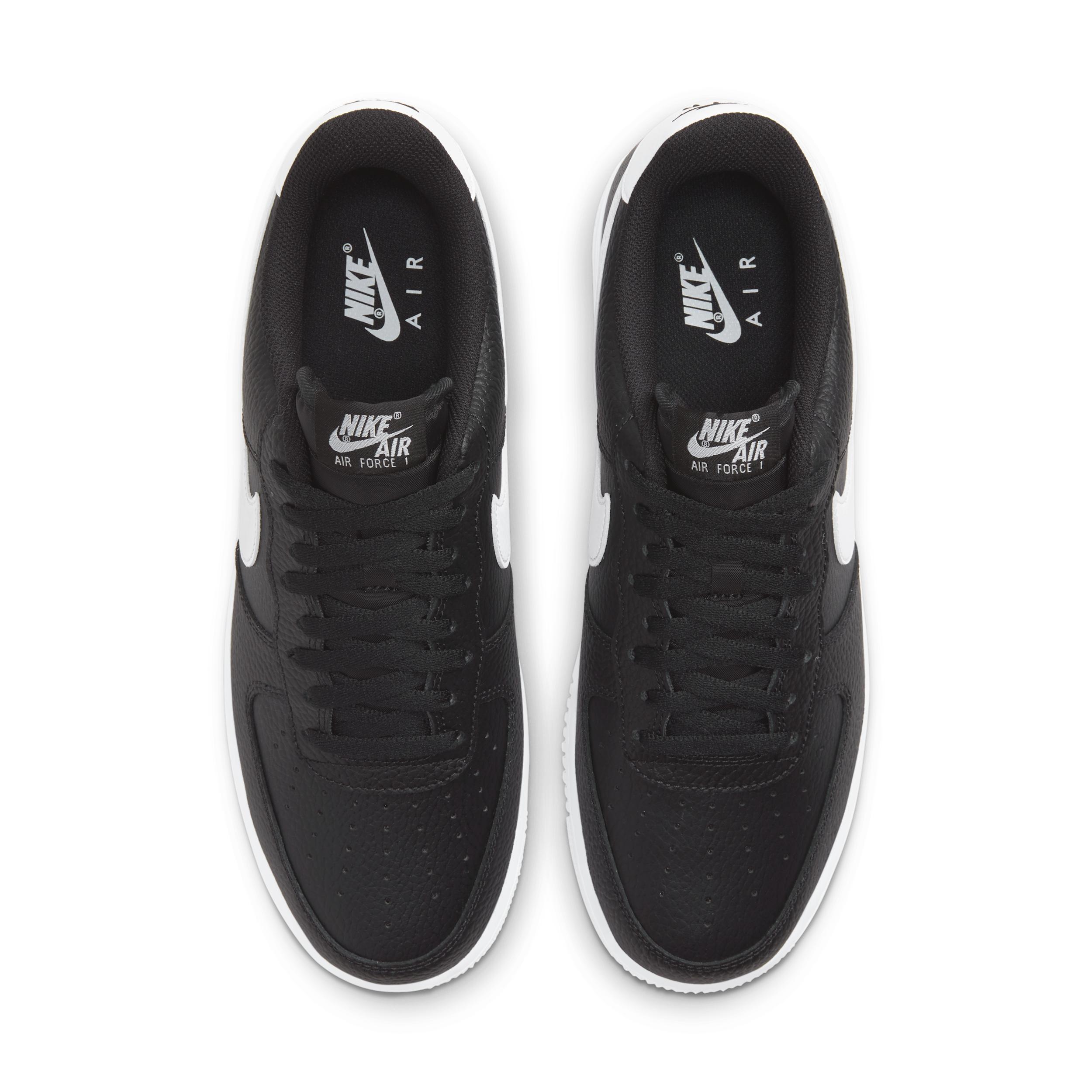 Nike Mens Air Force 1 07 Shoes | CT2302-100 Product Image