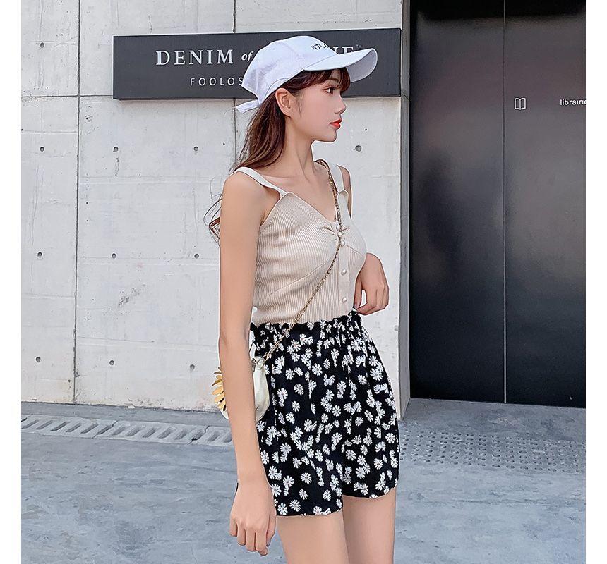 Elastic Waist Floral Print Wide Leg Shorts Product Image