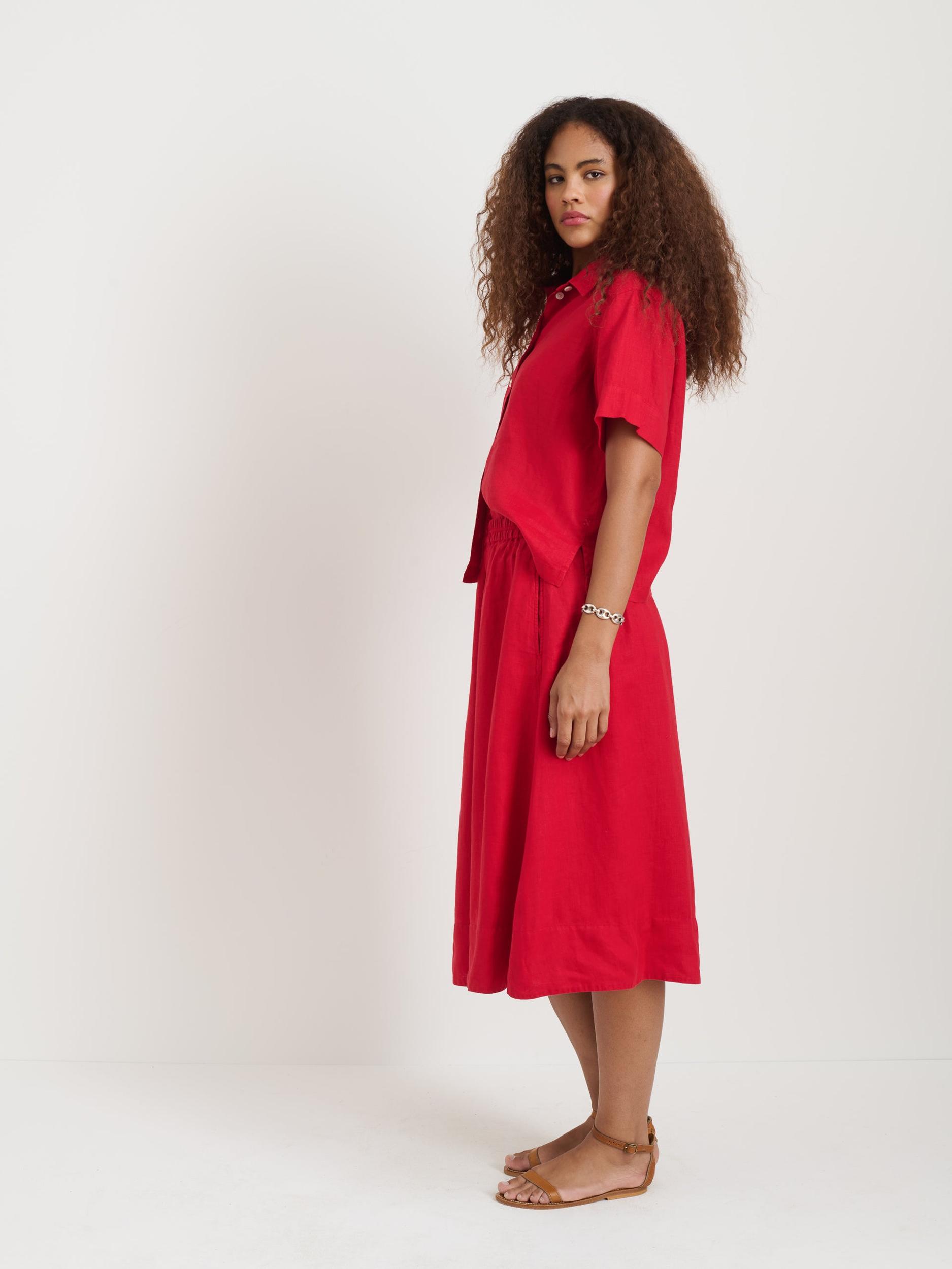 Maddie Shirt In Linen Product Image