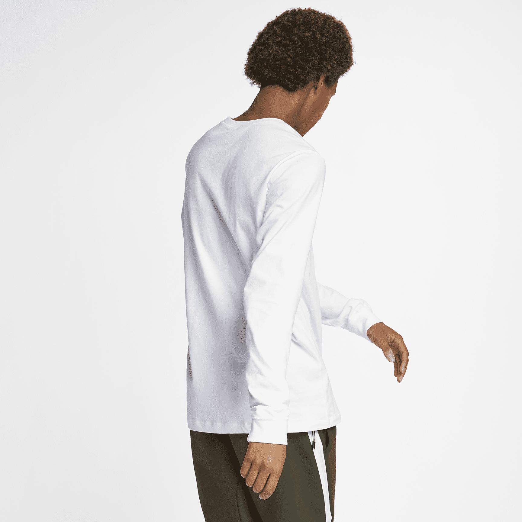 Mens Nike Sportswear Club Long-Sleeve T-Shirt | AR5193-100 Product Image