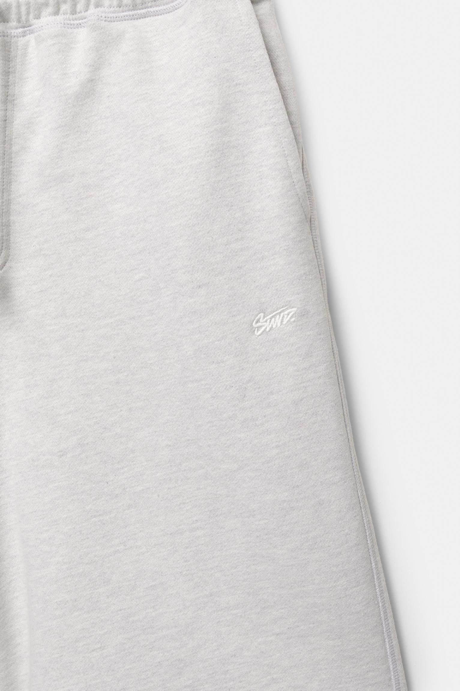 STWD skater Bermuda tracksuit shorts Product Image