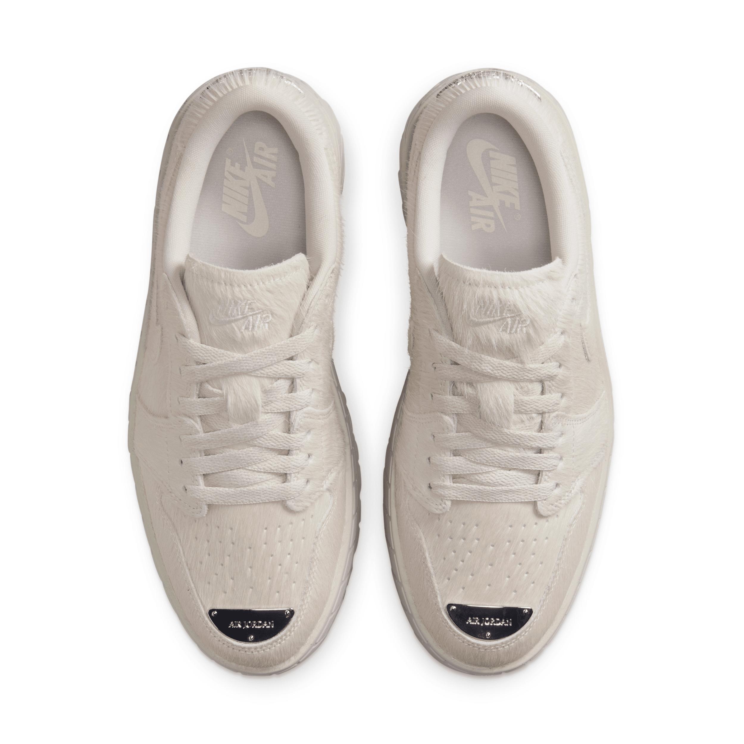 Air Jordan 1 Brooklyn Low Women's Shoes Product Image