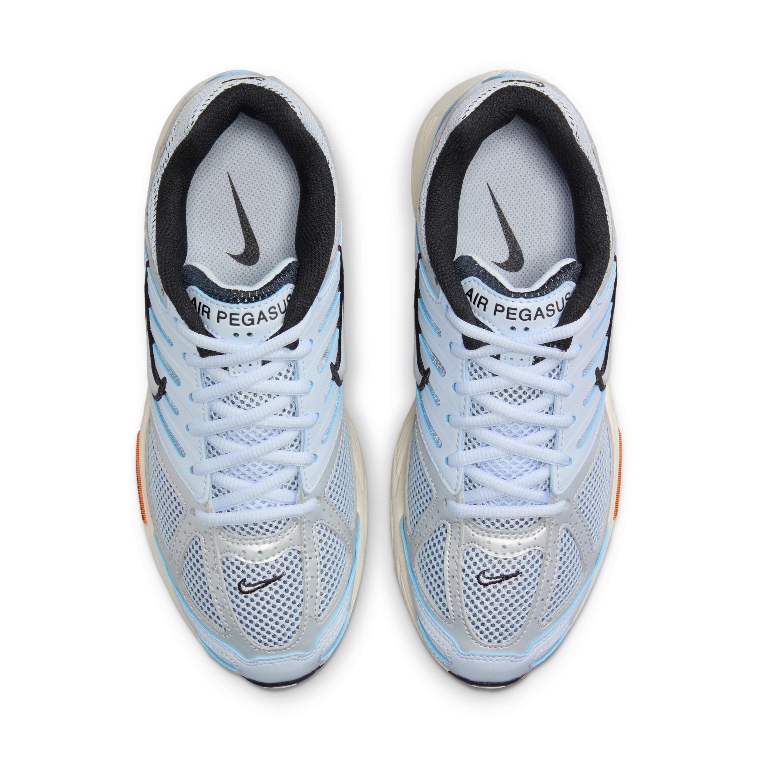 Nike Women's Air Pegasus 2005 Shoes Product Image