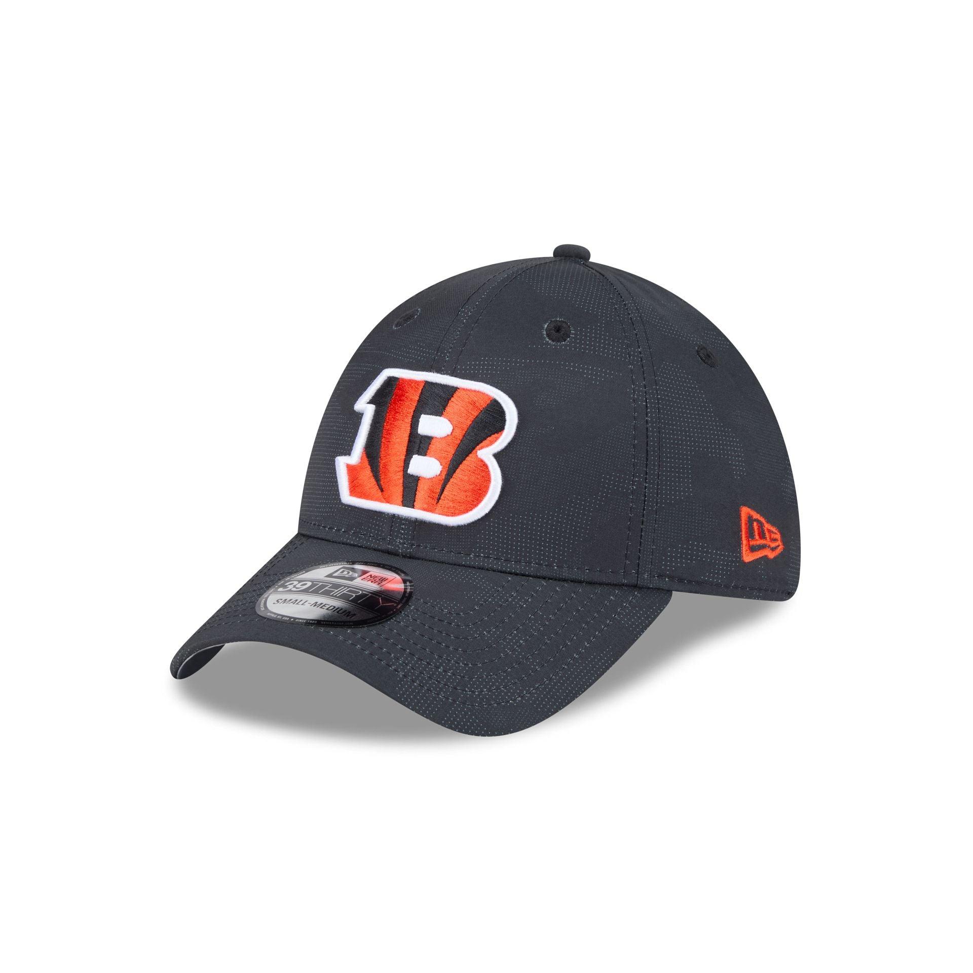 Cincinnati Bengals Night 39THIRTY Stretch Fit Hat Male Product Image