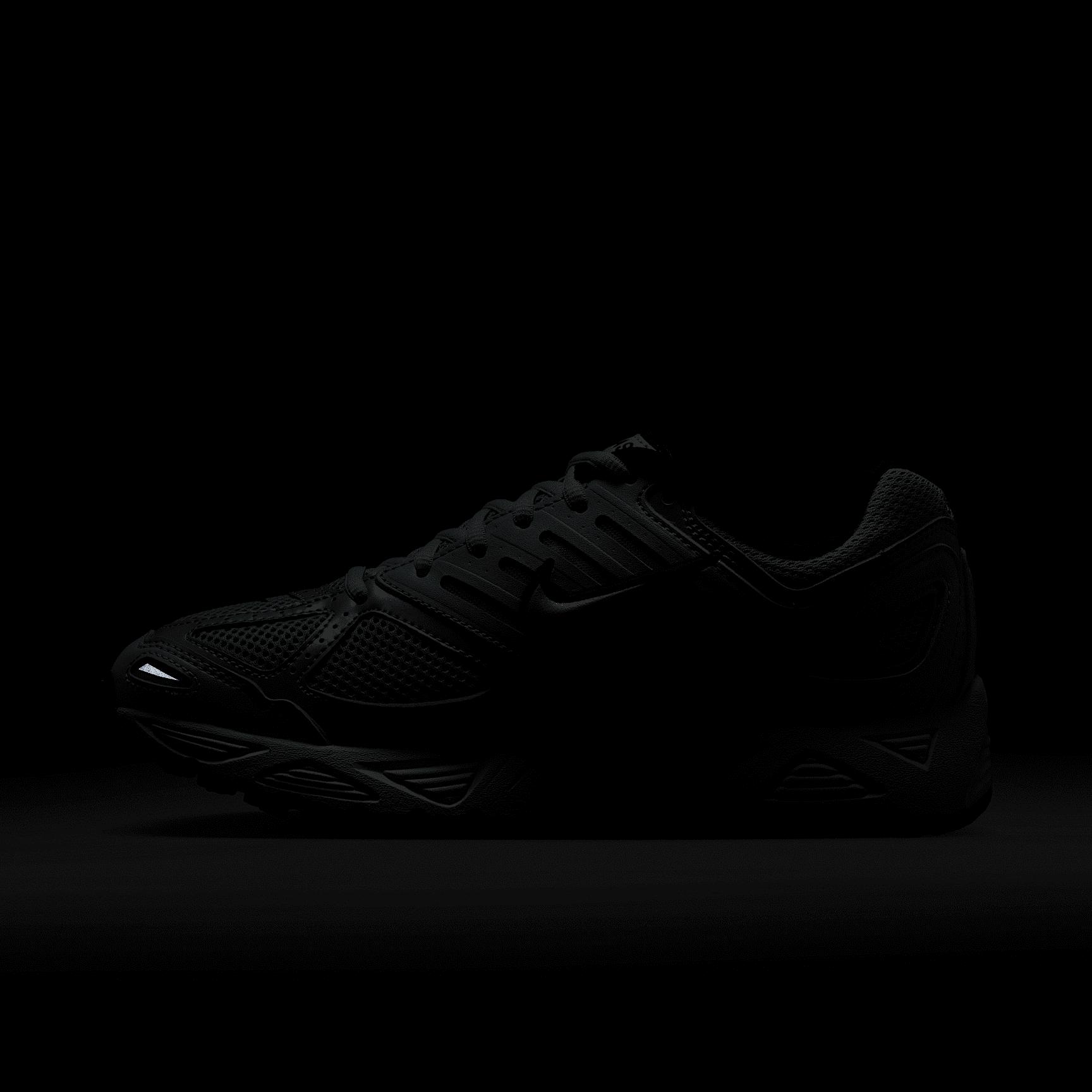 Nike Women's Air Pegasus 2005 Shoes Product Image