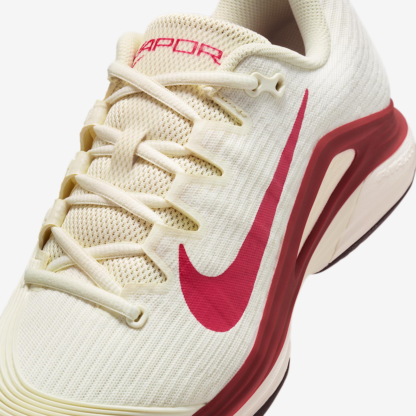 Nike Womens Vapor Hard Court Tennis Shoes | FV5554-104 Product Image