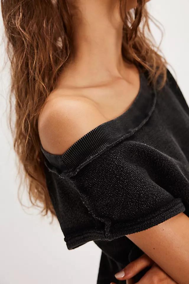 Selena Pullover Product Image