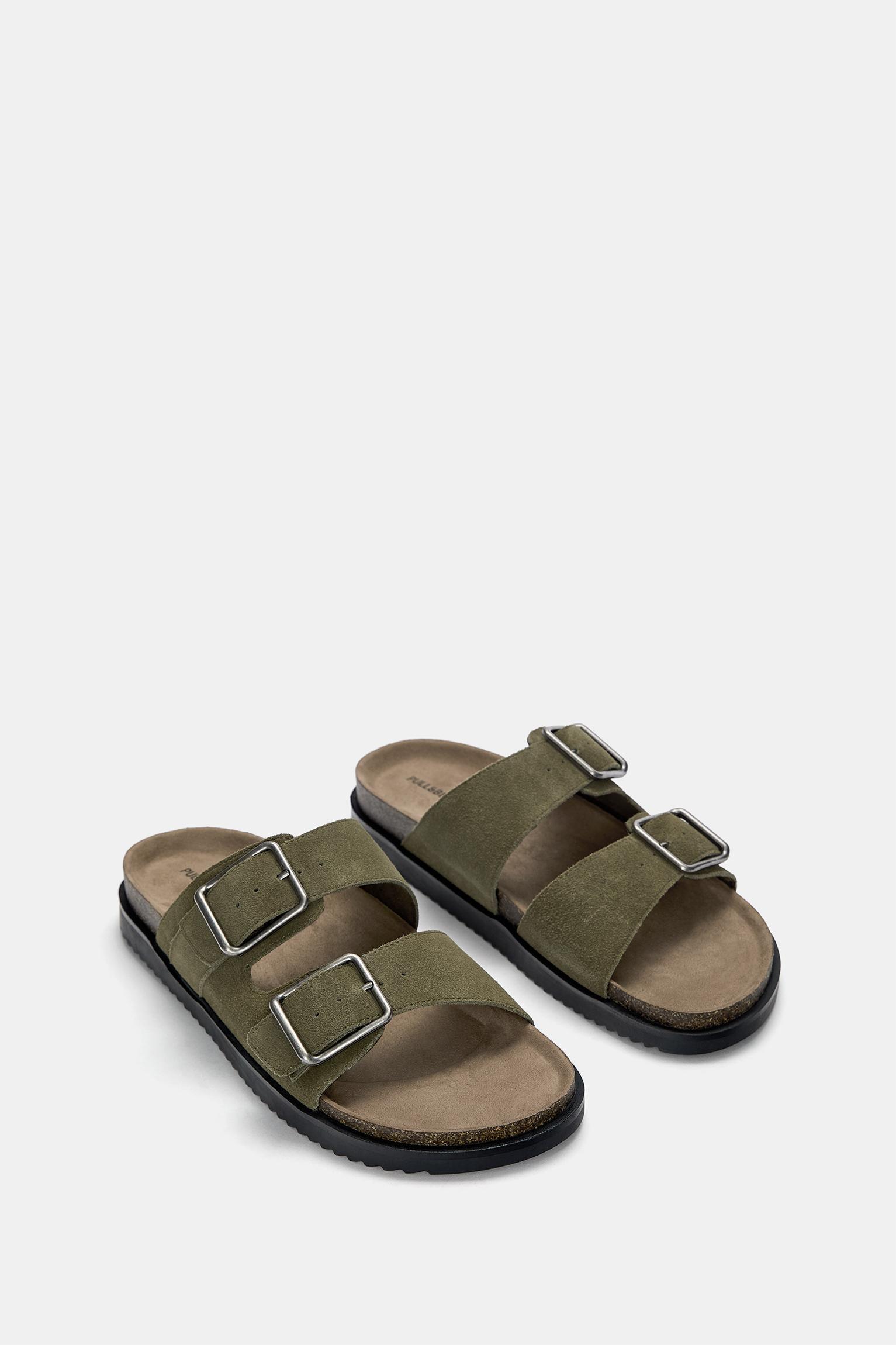 Leather sandals with buckle Product Image