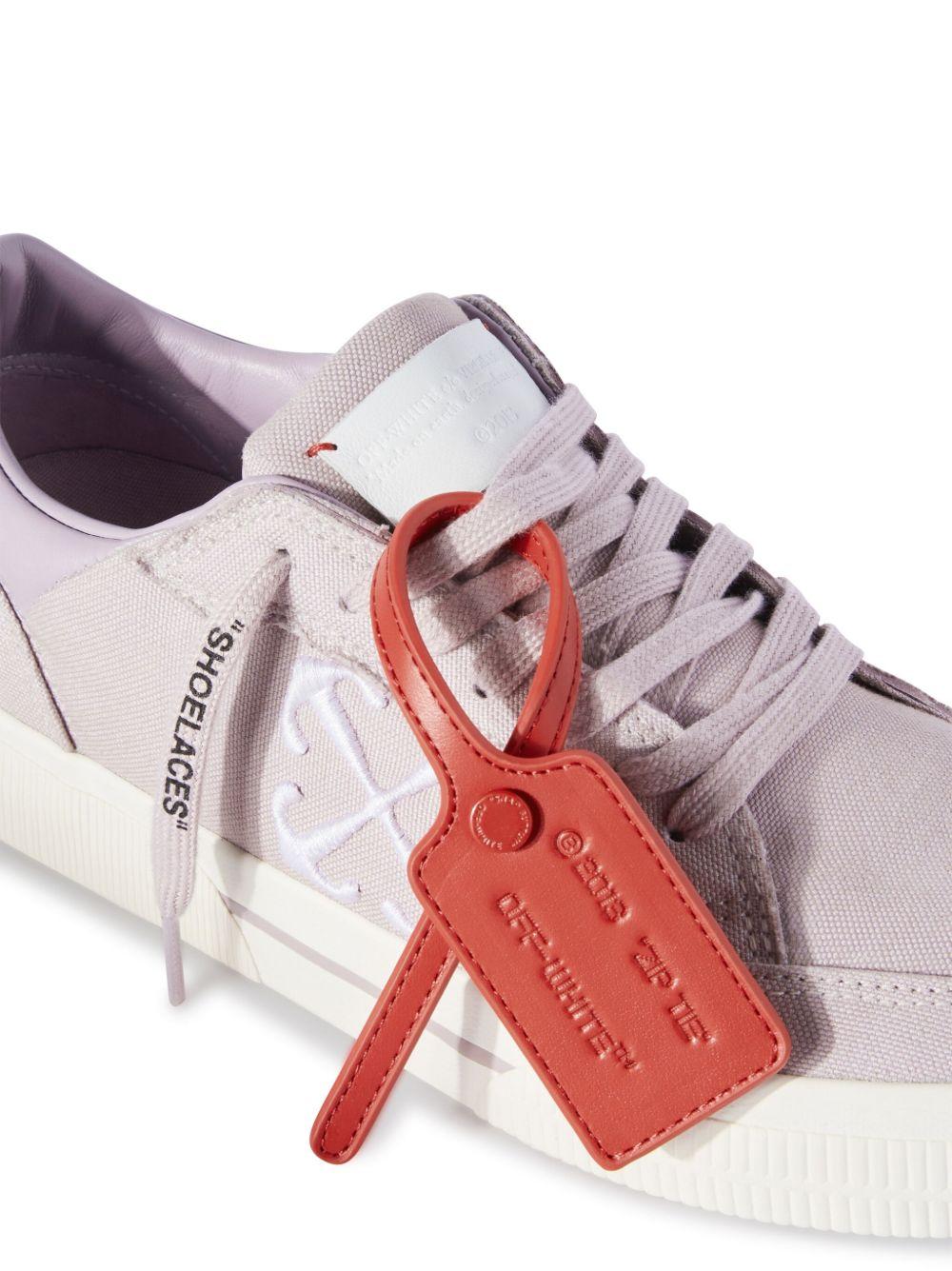 New Low Vulcanized canvas sneakers Product Image