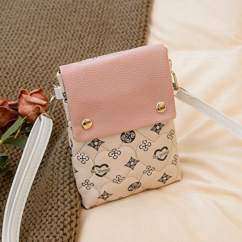 Lior Geometric Pattern Hand Bag Product Image