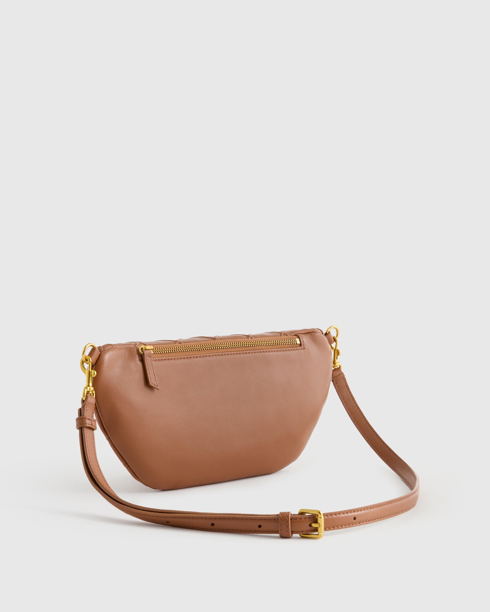 Quince | Women's Italian Leather Diamond Stitch Sling Product Image